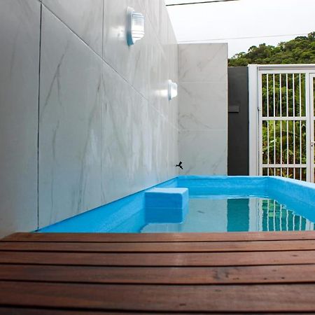 AGATA - CASA INDIVIDUAL COM PISCINA, AR, WI-FI, ATÉ 16 PESSOAS BRUNO KLEMTZ - 10 x sem juros no cartao Villa Itapema Exterior foto